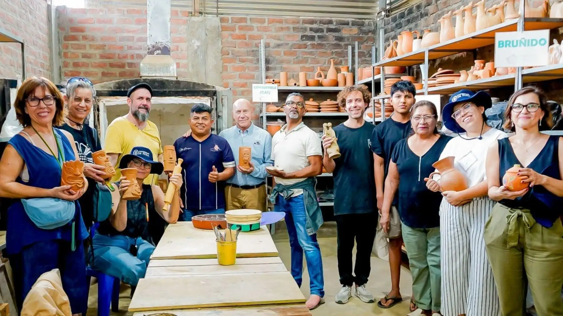 Piura: artesanos de Chulucanas y La Encantada llevan a España su arte y se capacitan