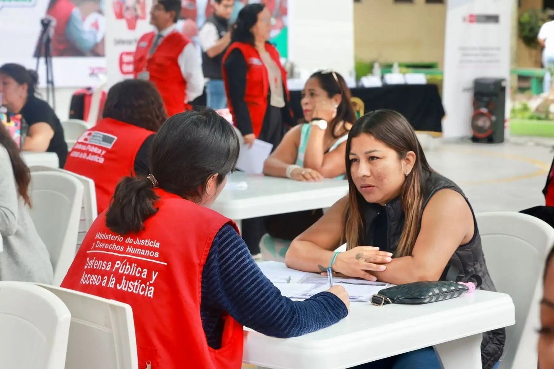 Ministerio de Justicia lanza campaña de asistencia legal en penal de Mujeres de Chorrillos