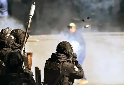 Crisis en Bolivia: manifestantes y policías se enfrentan en nueva ola de protestas