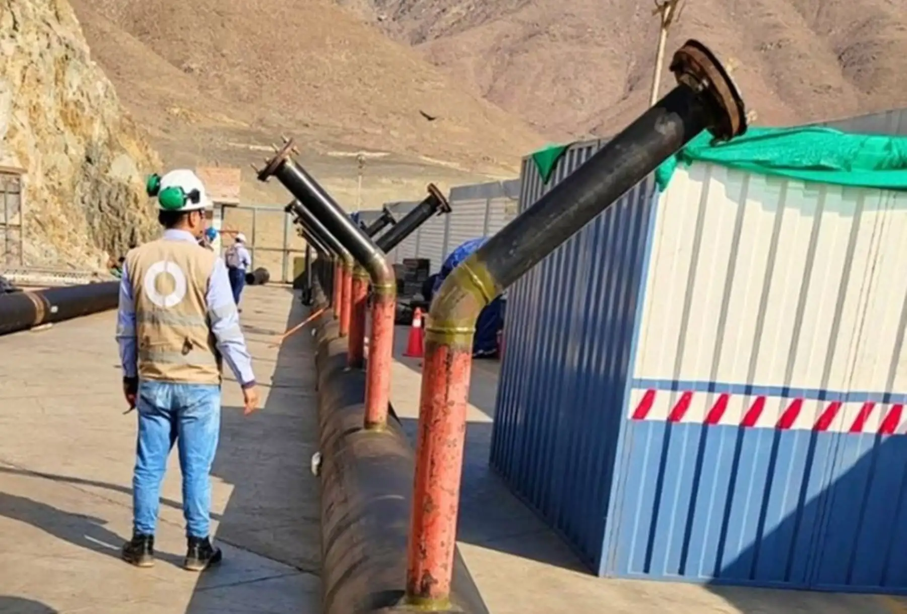 OEFA supervisa centros pesqueros en Coishco para verificar manejo de aguas residuales
