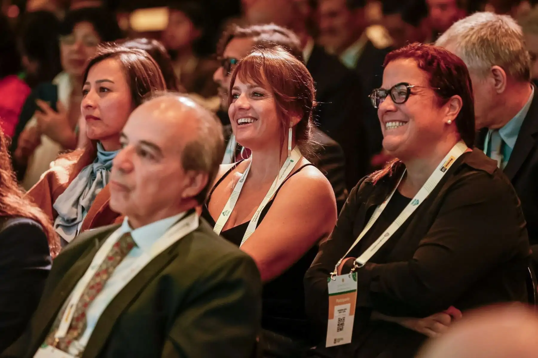El segundo día del Simposio – XVI Encuentro Internacional de Minería, organizado por la Sociedad Nacional de Minería, Petróleo y Energía (SNMPE), reunió a especialistas, empresarios y autoridades para debatir sobre sostenibilidad, transición energética, resiliencia del sistema eléctrico y gestión del talento en el sector minero-energético. La jornada incluyó conferencias, paneles y mesas redondas enfocadas en los desafíos estratégicos de la minería y su impacto en el desarrollo económico del país. Foto: ANDINA/Luis Iparraguirre