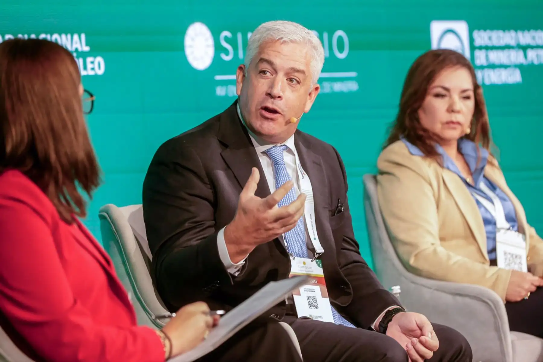 El segundo día del Simposio – XVI Encuentro Internacional de Minería, organizado por la Sociedad Nacional de Minería, Petróleo y Energía (SNMPE), reunió a especialistas, empresarios y autoridades para debatir sobre sostenibilidad, transición energética, resiliencia del sistema eléctrico y gestión del talento en el sector minero-energético. La jornada incluyó conferencias, paneles y mesas redondas enfocadas en los desafíos estratégicos de la minería y su impacto en el desarrollo económico del país. Foto: ANDINA/Luis Iparraguirre