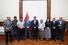 Presidente del Consejo de Ministros, Luis Arroyo, se reunió con alcaldes de Melgar, Llalli y Umachiri 