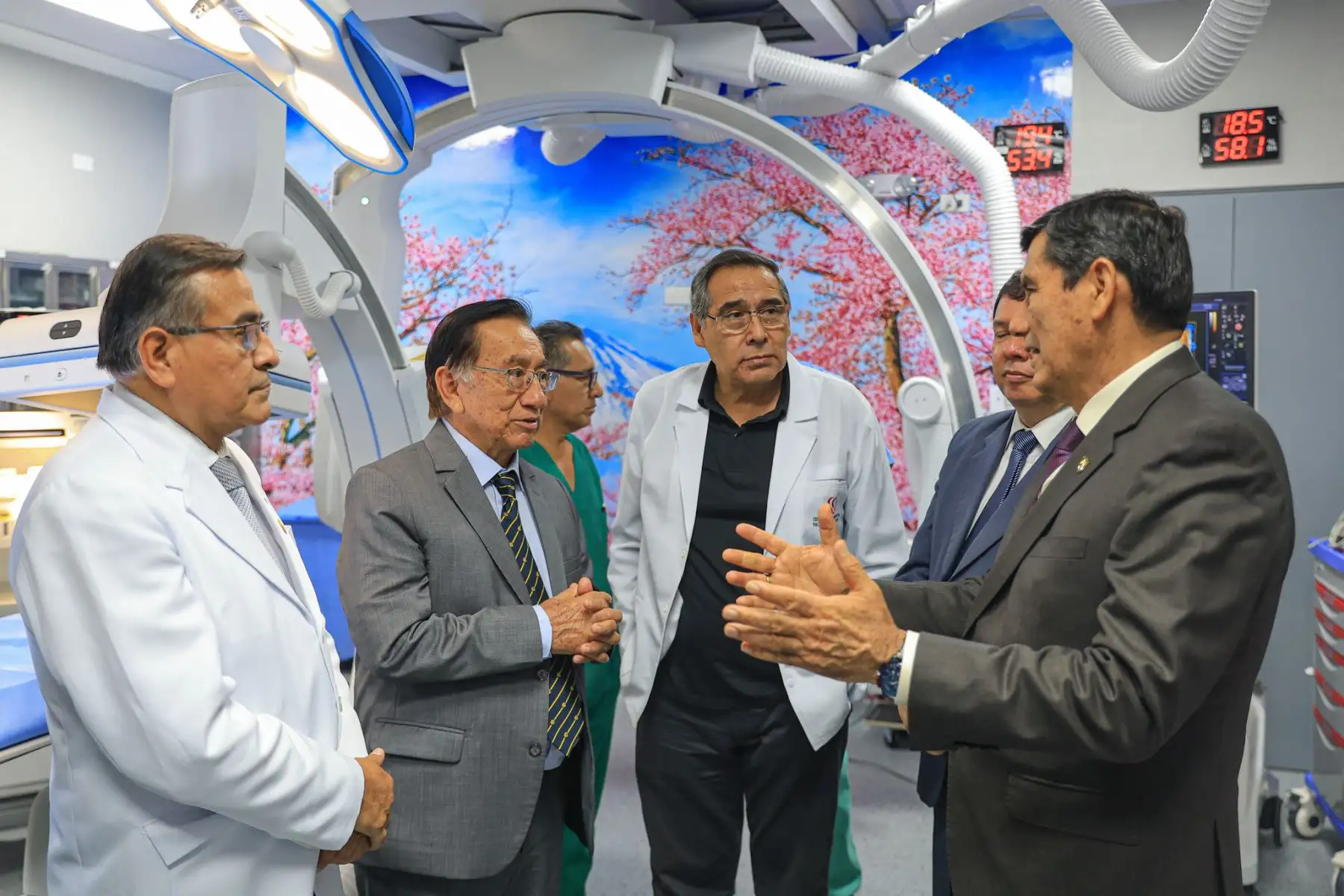 Presidente José María Balcázar participó en la ceremonia de presentación del proyecto viable del Hospital Nacional Dos de Mayo. Foto: ANDINA/Prensa Presidencia