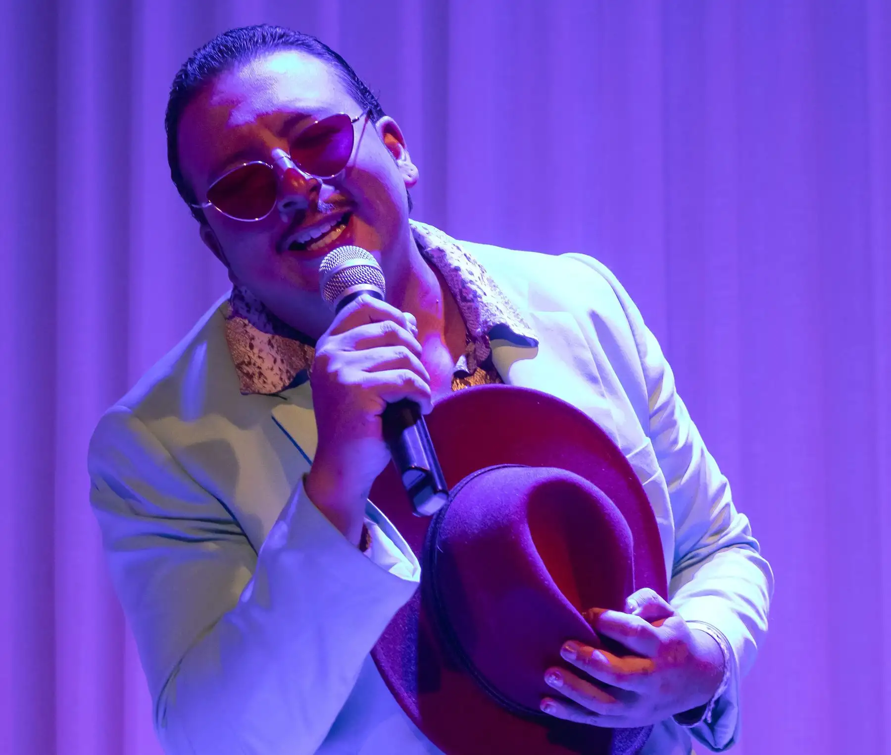 “James Brown usaba ruleros”: una comedia moderna dirigida por Alberto Isola