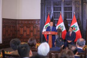 Presidente José maría Balcázar encabeza ceremonia de reconocimiento a buenas prácticas en libertad sindical.


