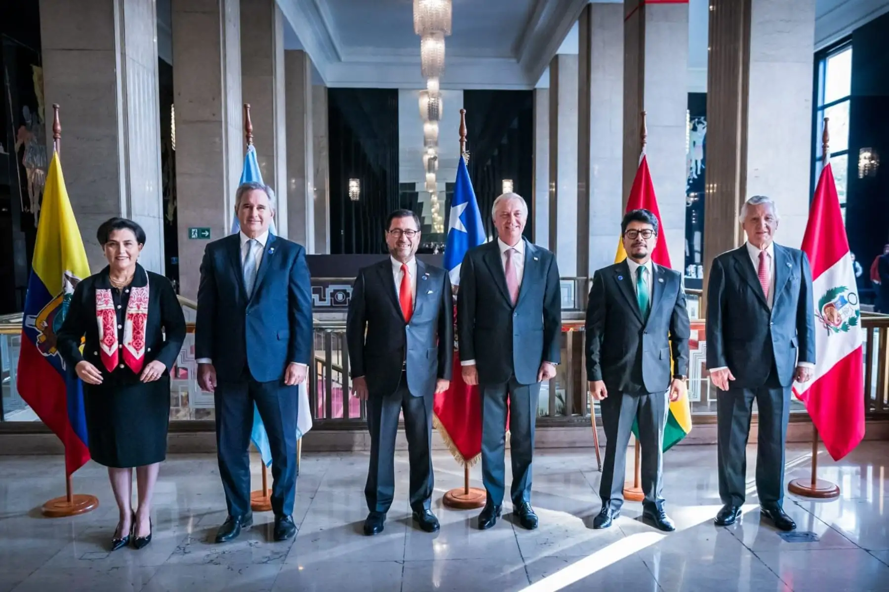 Perú adopta Compromiso Regional de Santiago contra Delincuencia Organizada Transnacional