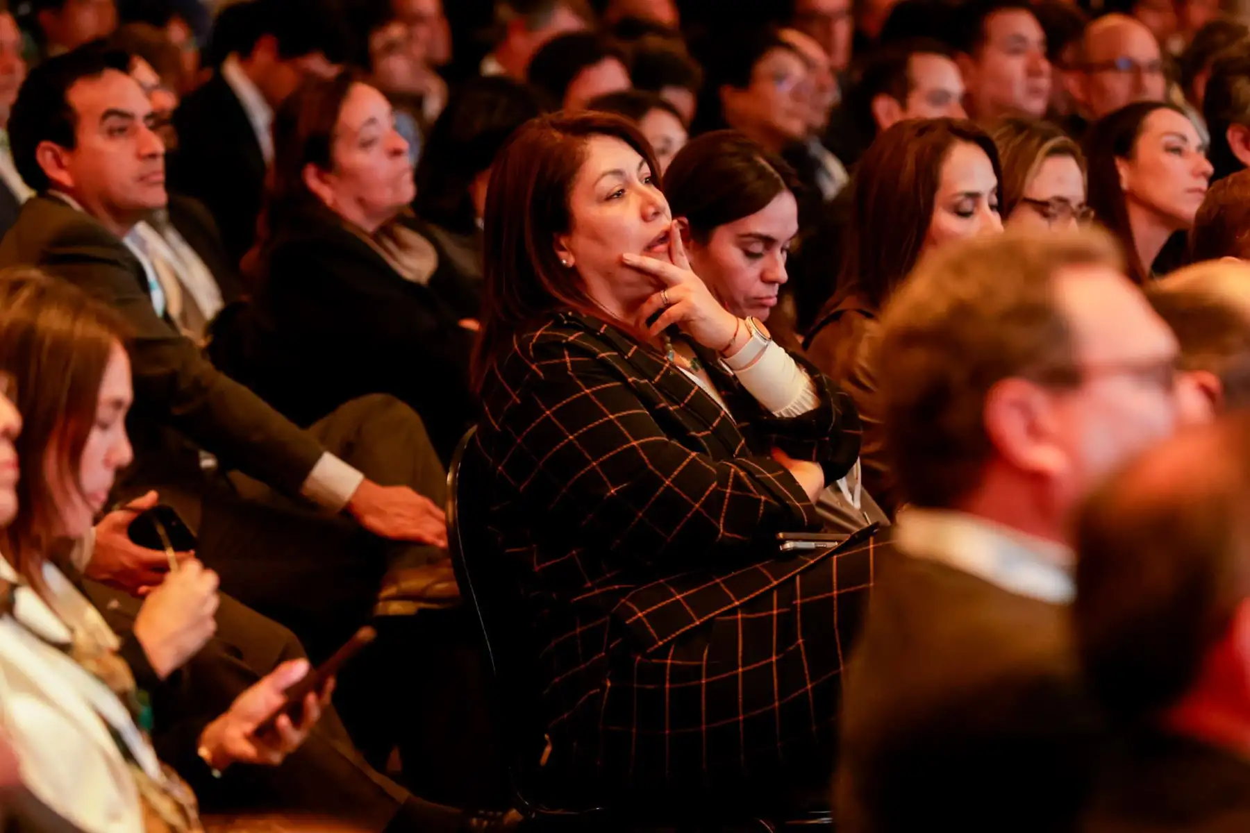Los participantes destacaron la importancia de promover espacios de diálogo entre los sectores público y privado para impulsar la inversión y fortalecer el crecimiento sostenible del país. Foto: Luis Iparraguirre.
