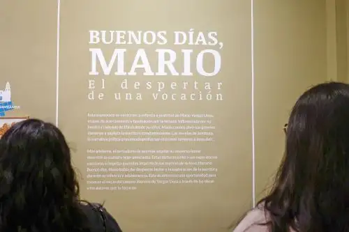 Casa de la Literatura Peruana inauguró esta noche la exposición “Buenos días, Mario. El despertar de una vocación”