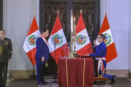 Presidente Balcázar juramenta a Freddy Solano González como ministro de Trabajo y Promoción del Empleo