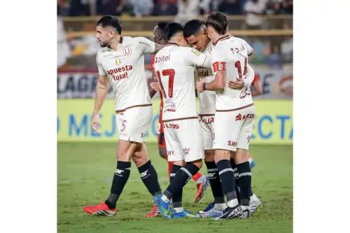 Liga 1: Universitario cierra el Apertura con un triunfo ante Sport Huancayo