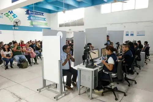 Migraciones expide más de 5 mil pasaportes en primer día de atención sin cita previa