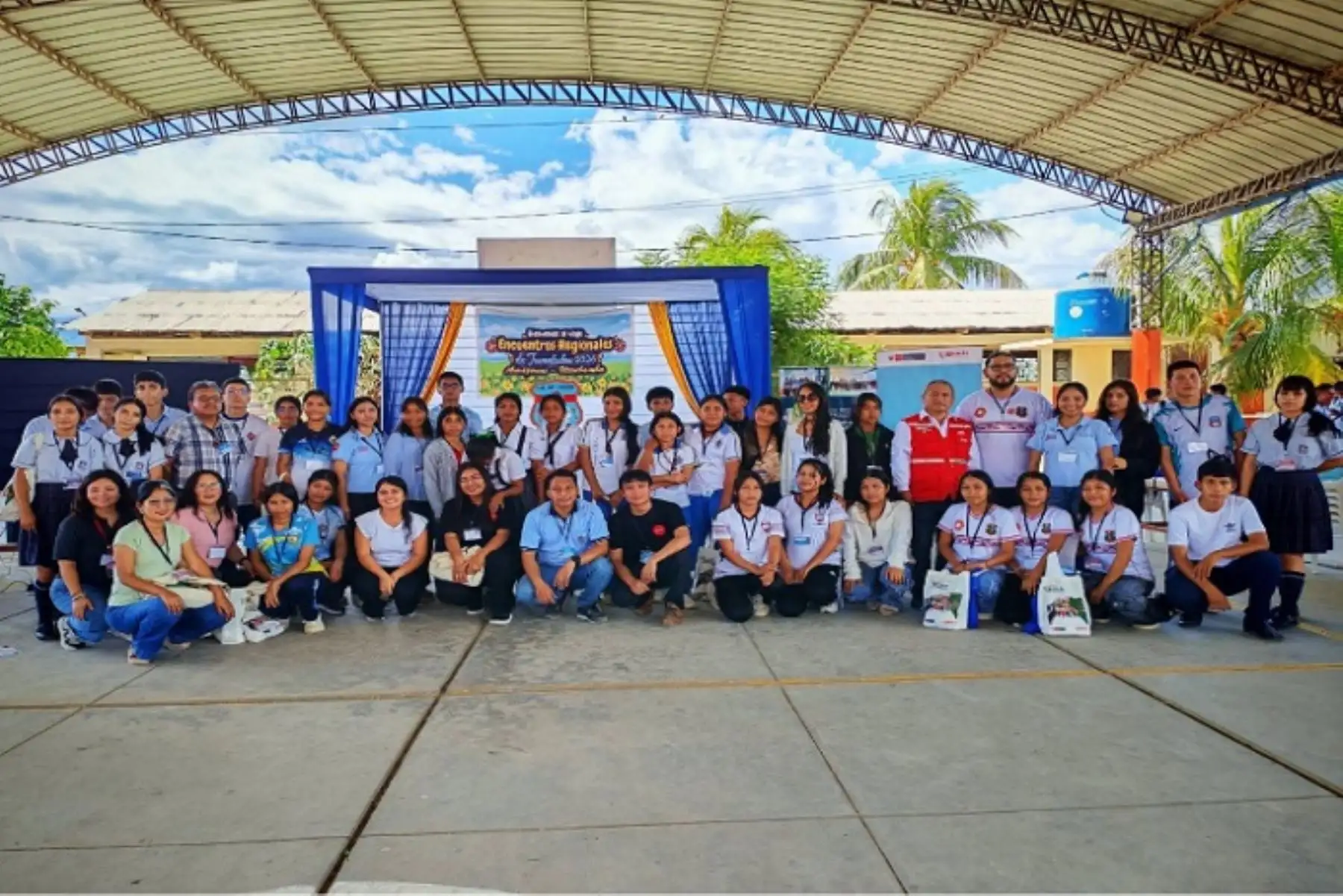 Líderes escolares awajún destacan en encuentro regional de juventudes en Amazonas