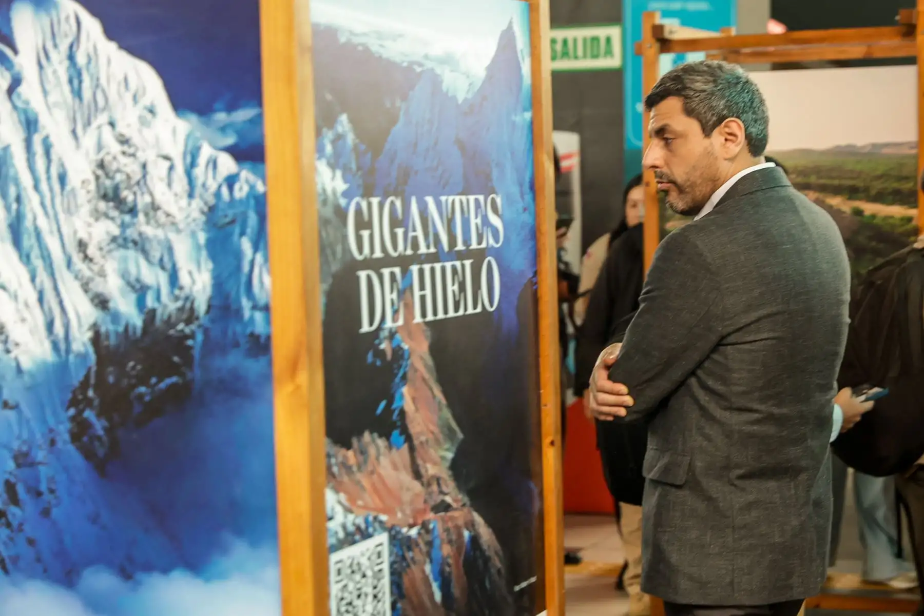 Las exposiciones “Áreas Naturales Protegidas: Refugios de Vida” y “Gigantes de Hielo” estarán abiertas durante todo junio en las estaciones La Cultura y Bayóvar. Foto: ANDINA/Luis Iparraguirre.