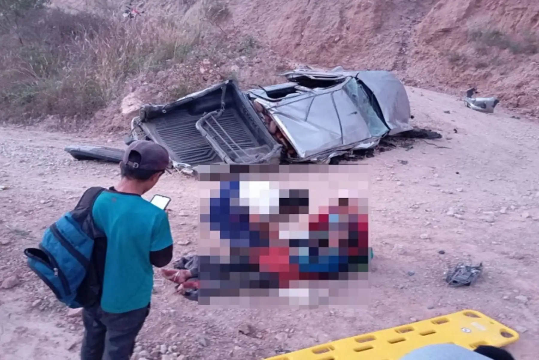¡Tragedia en La Libertad! volcadura de camioneta deja cuatro muertos en Marcabal Grande