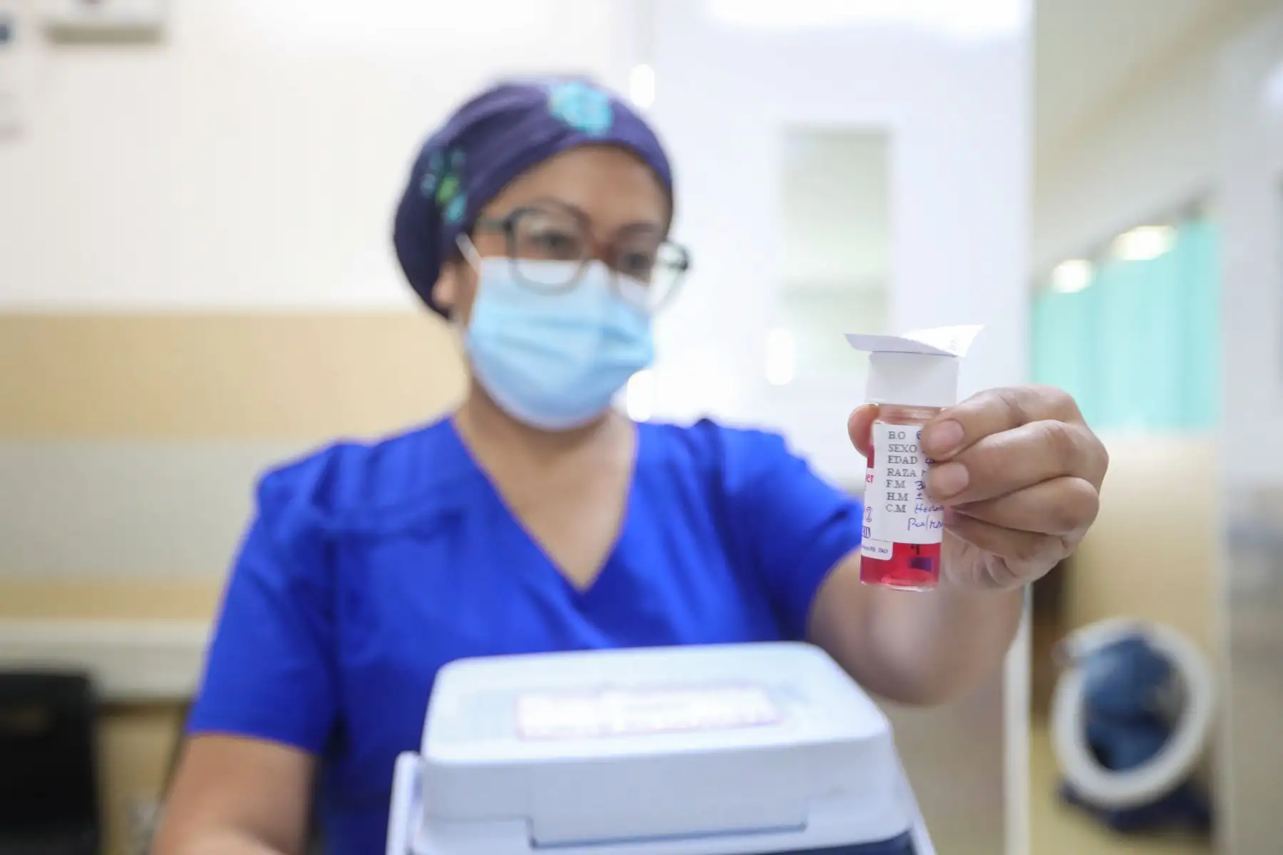 En el Perú, más de 6398 personas continúan en lista de espera por una córnea. Sin embargo, la brecha entre quienes necesitan un trasplante y quienes deciden donar sigue siendo grande.
Foto: ANDINA/Ricardo Cuba