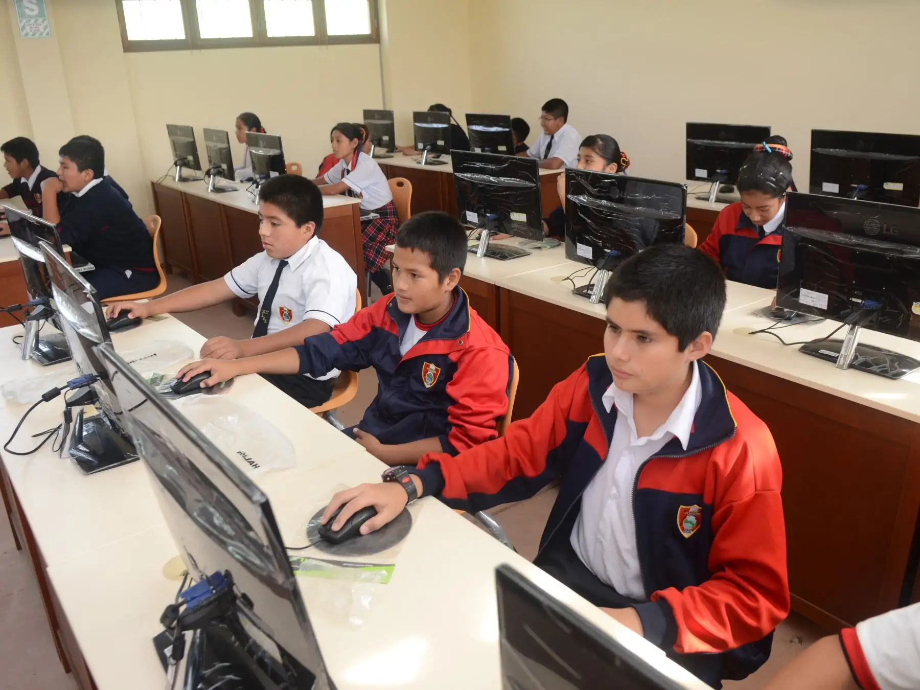 13 colegios de Lima tendrán moderna infraestructura y laboratorios: ¿cuáles son?