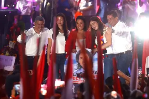 Candidata presidencial Keiko Fujimori cierra campaña previo a las elecciones de este domingo