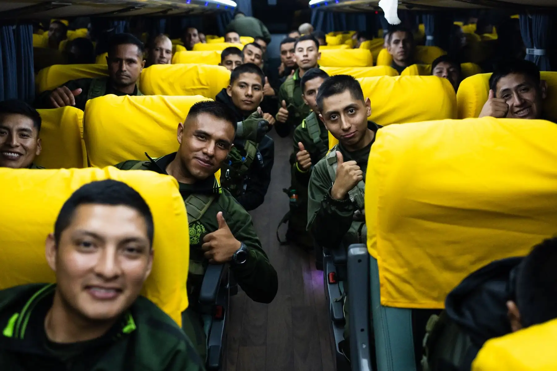 Alrededor de 45,000 efectivos de las Fuerzas Armadas fueron desplegados en todo el país para garantizar la seguridad y el normal desarrollo de la segunda vuelta electoral. El personal militar brinda apoyo a las autoridades electorales y resguarda locales de votación, material electoral e infraestructura estratégica. Foto: ANDINA/Difusión