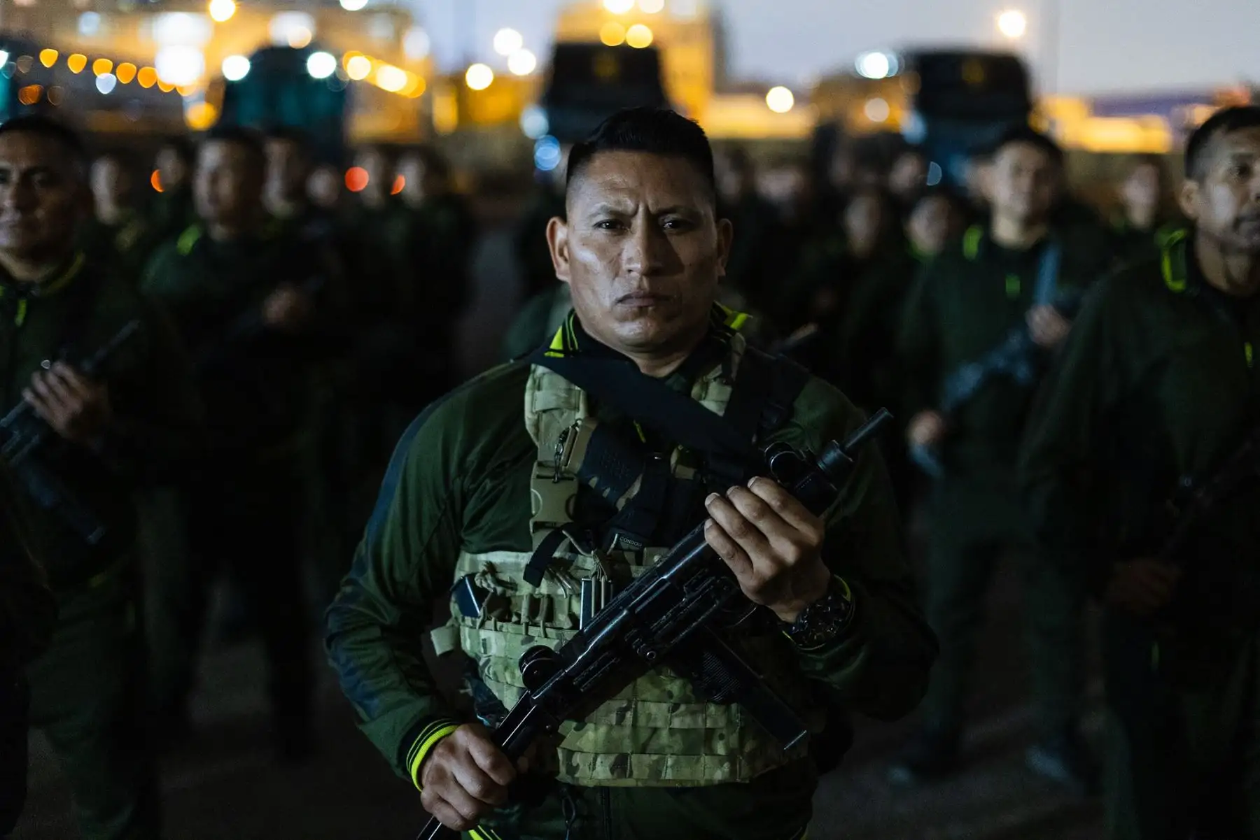Alrededor de 45,000 efectivos de las Fuerzas Armadas fueron desplegados en todo el país para garantizar la seguridad y el normal desarrollo de la segunda vuelta electoral. El personal militar brinda apoyo a las autoridades electorales y resguarda locales de votación, material electoral e infraestructura estratégica. Foto: ANDINA/Difusión