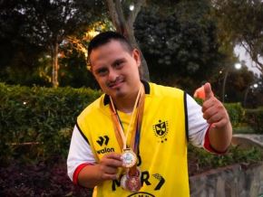 Usuario del programa Contigo del Midis, Samuel, comenta su score para el Mundial de Fútbol 2026.  Foto: Difusión