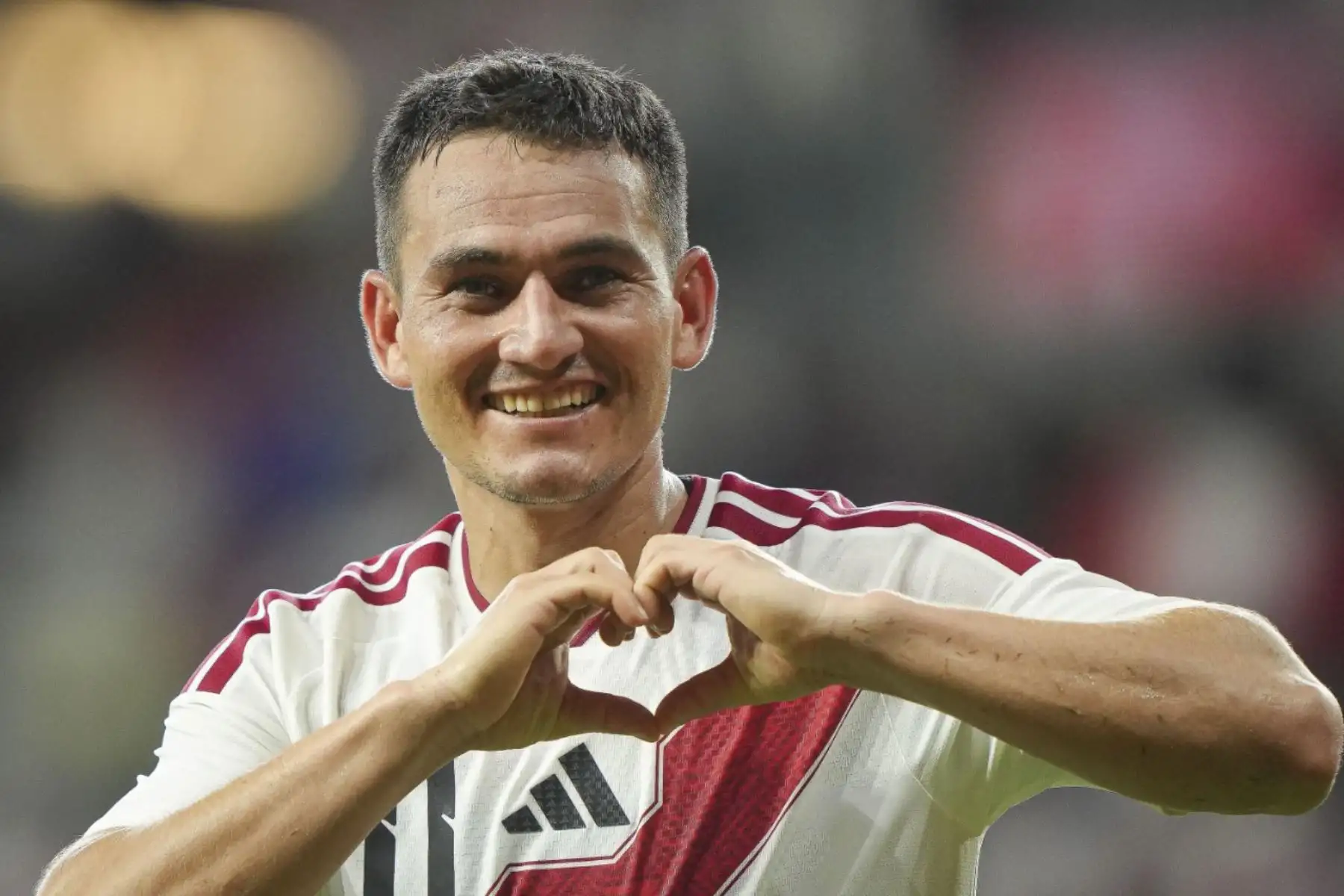 Perú derrotó 2-1 a Haití en Miami con goles de Renzo Garcés y Jairo Vélez. Foto: FPF