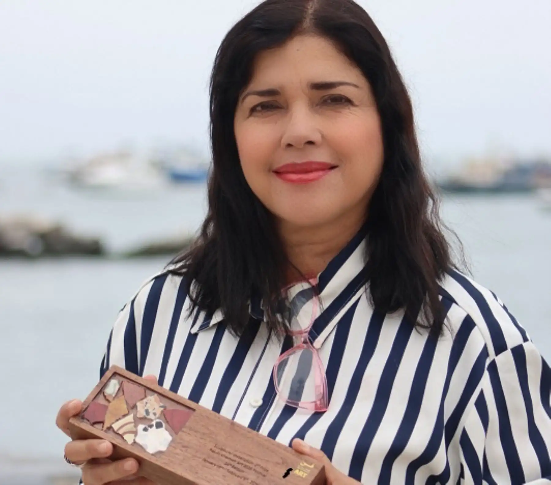 Wendy Castro obtiene segundo lugar en festival de arte conte