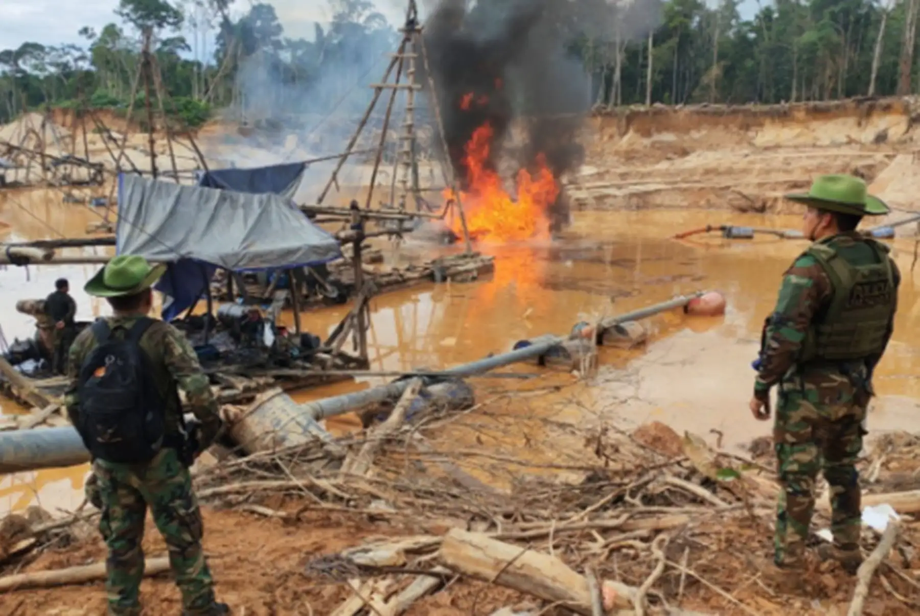Madre de Dios: PNP destruye bienes de la minería ilegal por más de S/ 100 millones