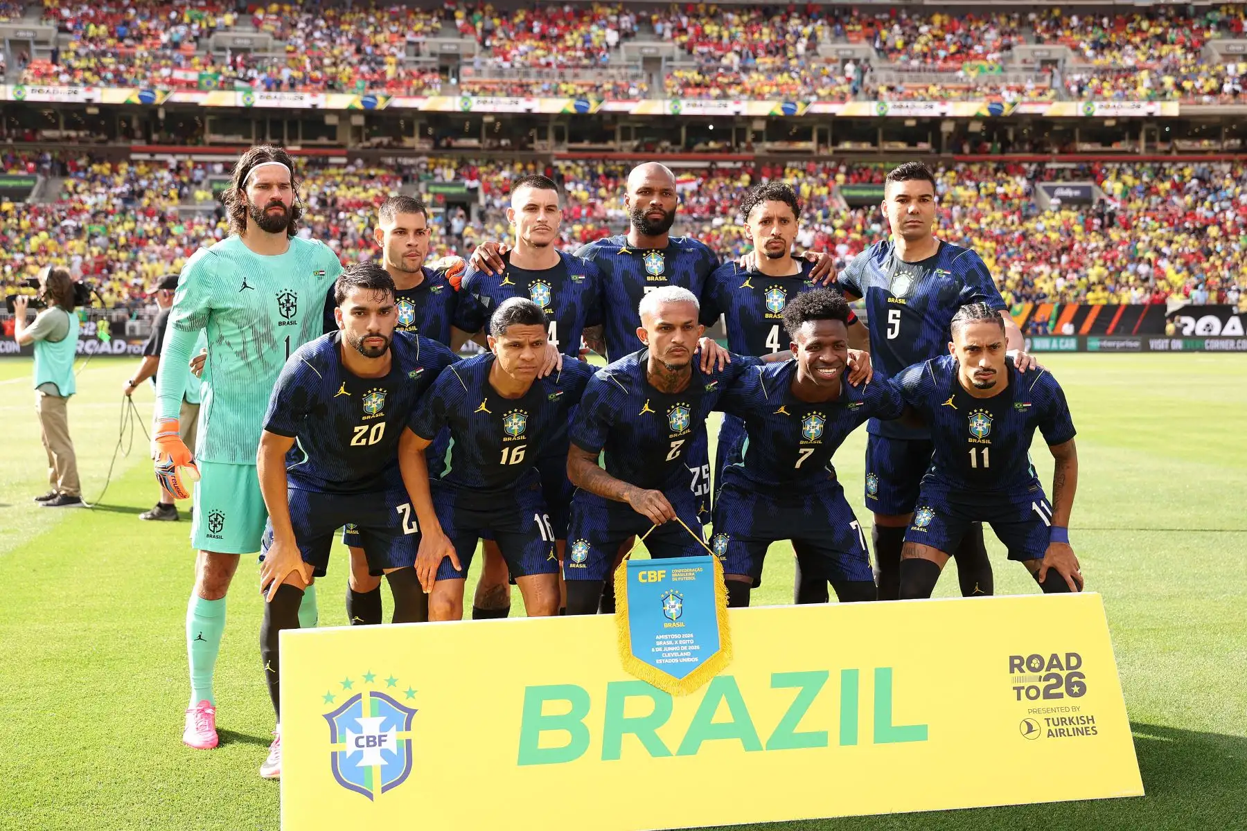Brasil vence a Egipto y Ancelotti perfila un once mundialist