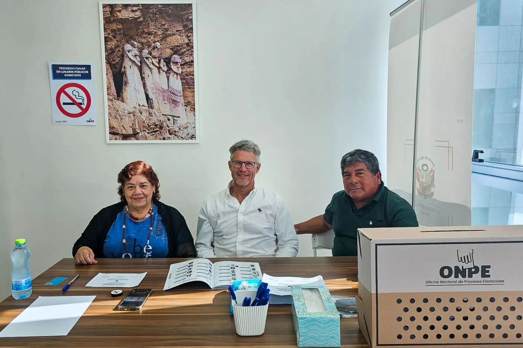 El proceso electoral para la segunda vuelta de las Elecciones Generales 2026 concluyó en los países de Oceanía y Asia donde residen ciudadanos peruanos habilitados para votar. Las jornadas se desarrollaron en oficinas consulares y locales habilitados por el Estado peruano, permitiendo que los connacionales ejerzan su derecho al sufragio antes del cierre de la votación en el territorio nacional. Fotos: Cancillería.