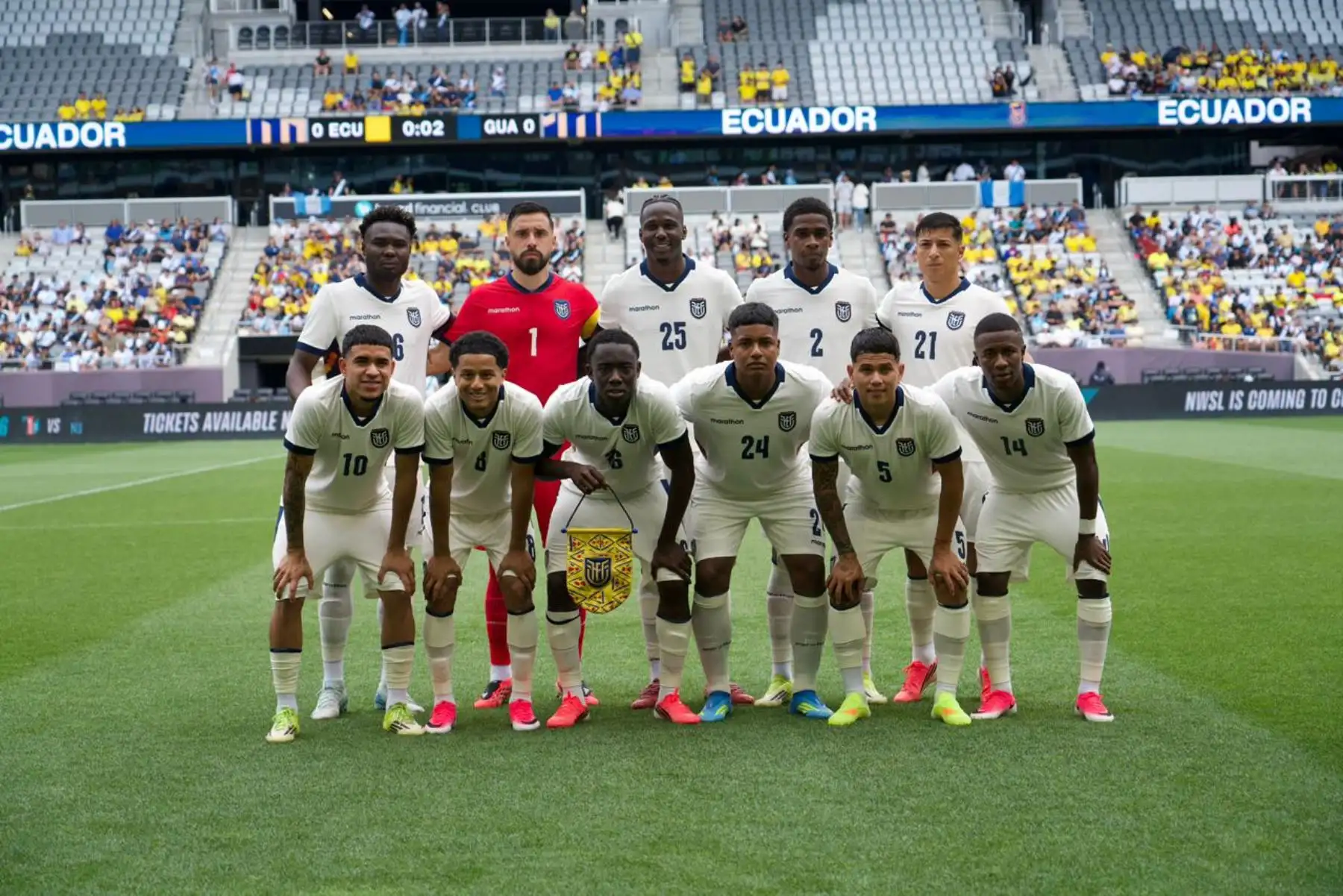 Ecuador golea 3-0 a Guatemala en su último amistoso previo a