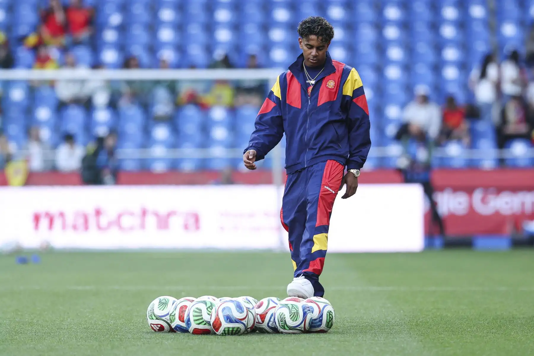 Lamine Yamal, quien no jugará ante Perú, sí estará