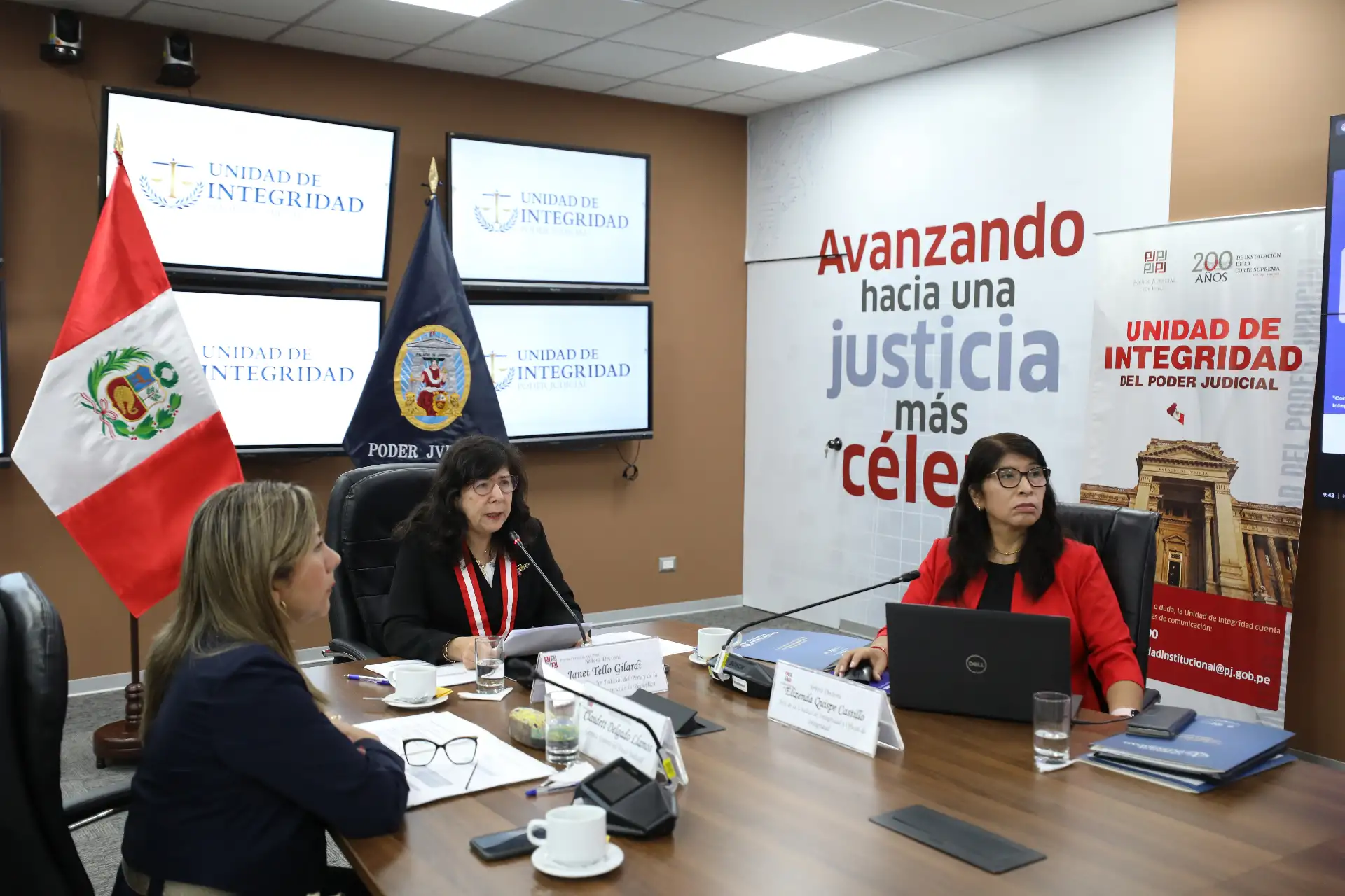 Capacitan a más de 1,400 jueces y servidores del P