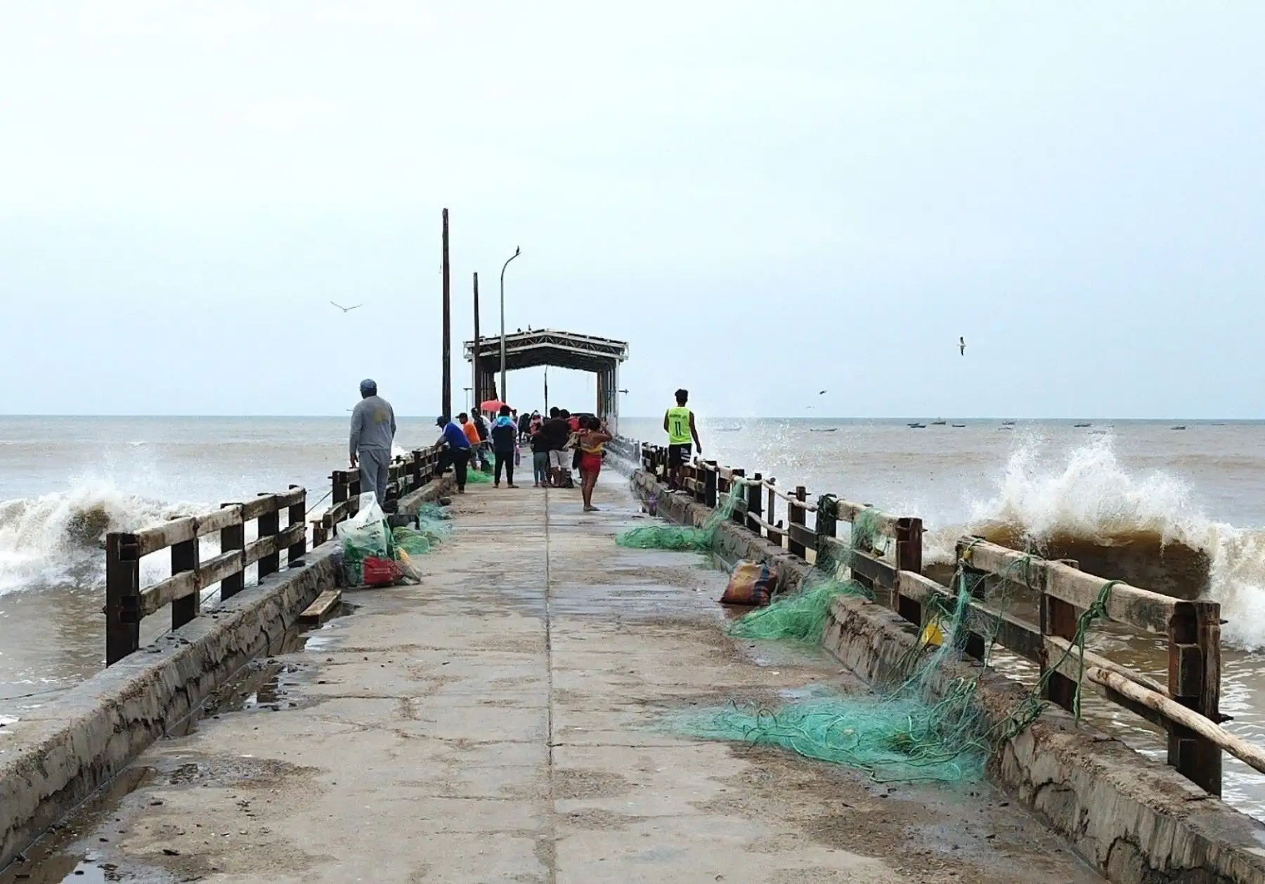 Chincha: oleaje anómalo paraliza la pesca artesanal en Tambo
