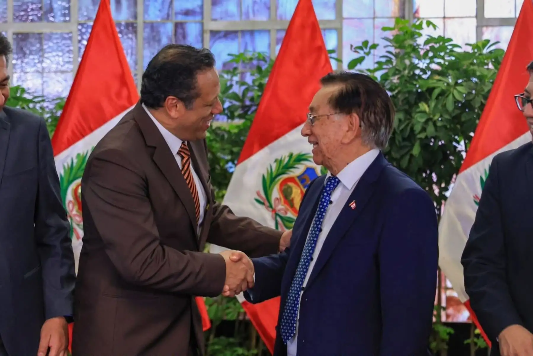 El presidente de la república, José María Balcázar, participó en la ceremonia de transferencia de la Unidad Ejecutora del Proyecto Presa Chonta, marcando el inicio de una nueva etapa para concretar una obra esperada por más de 40 años. Foto: Presidencia
