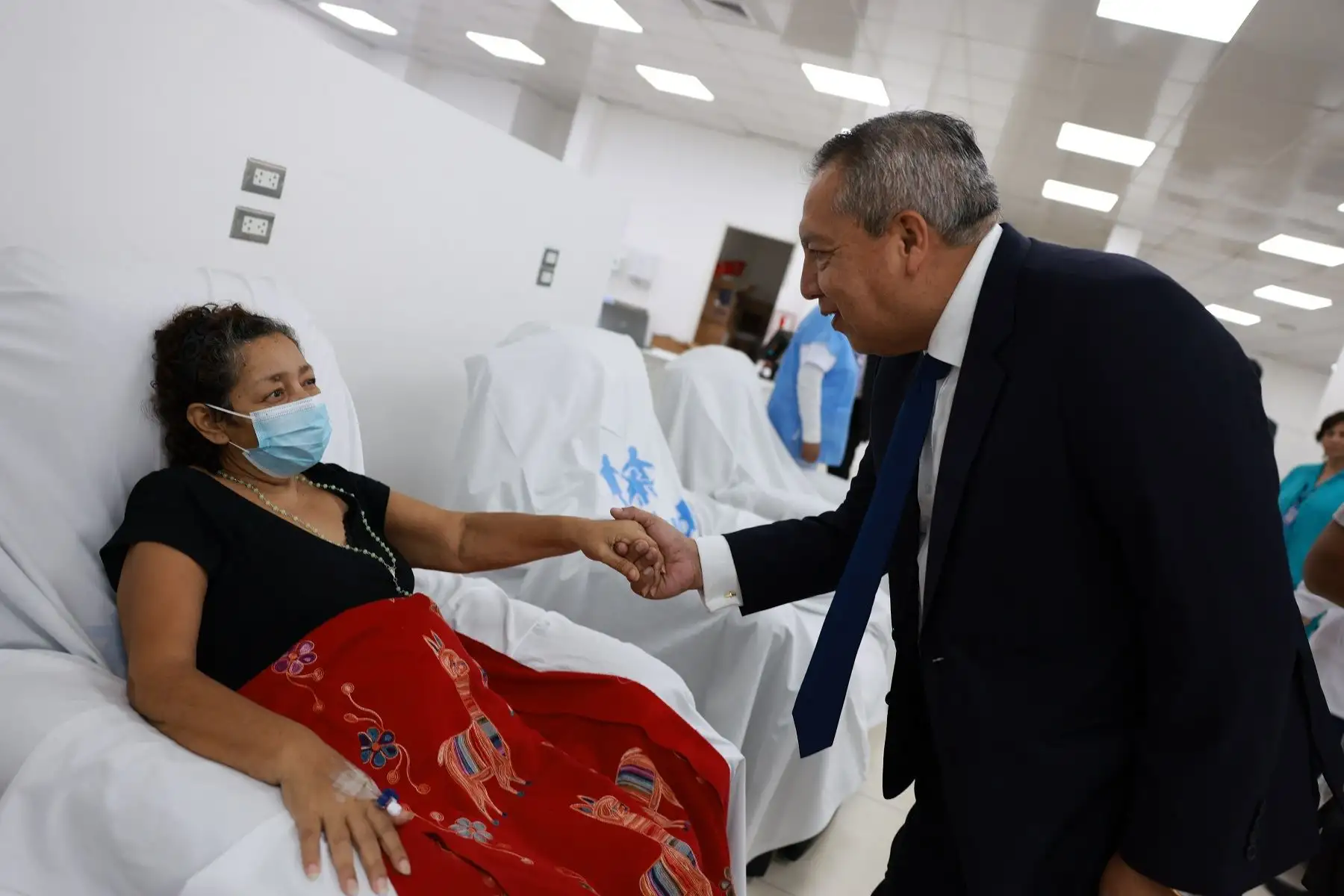 Nuevo presidente de EsSalud anuncia fortalecimient