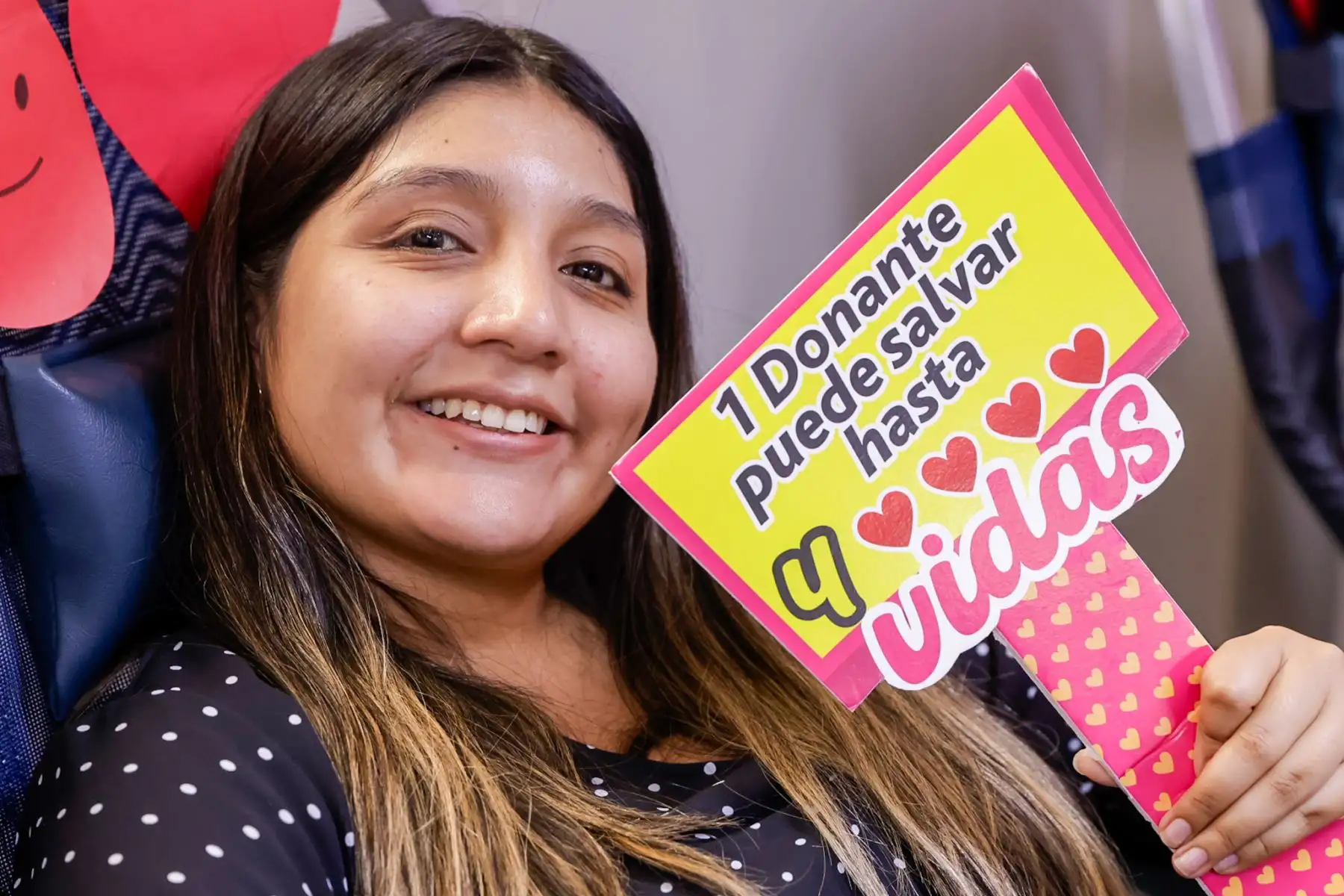 La campaña incluyó mensajes informativos sobre la importancia de donar sangre para atender a pacientes que requieren transfusiones y tratamientos especializados. Foto: Luis Iparraguirre.