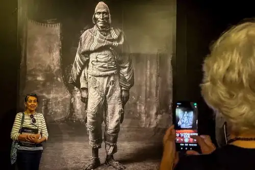 Cancillería inaugura impresionante exposición: “Chambi: historia, oficio, archivo, legado”