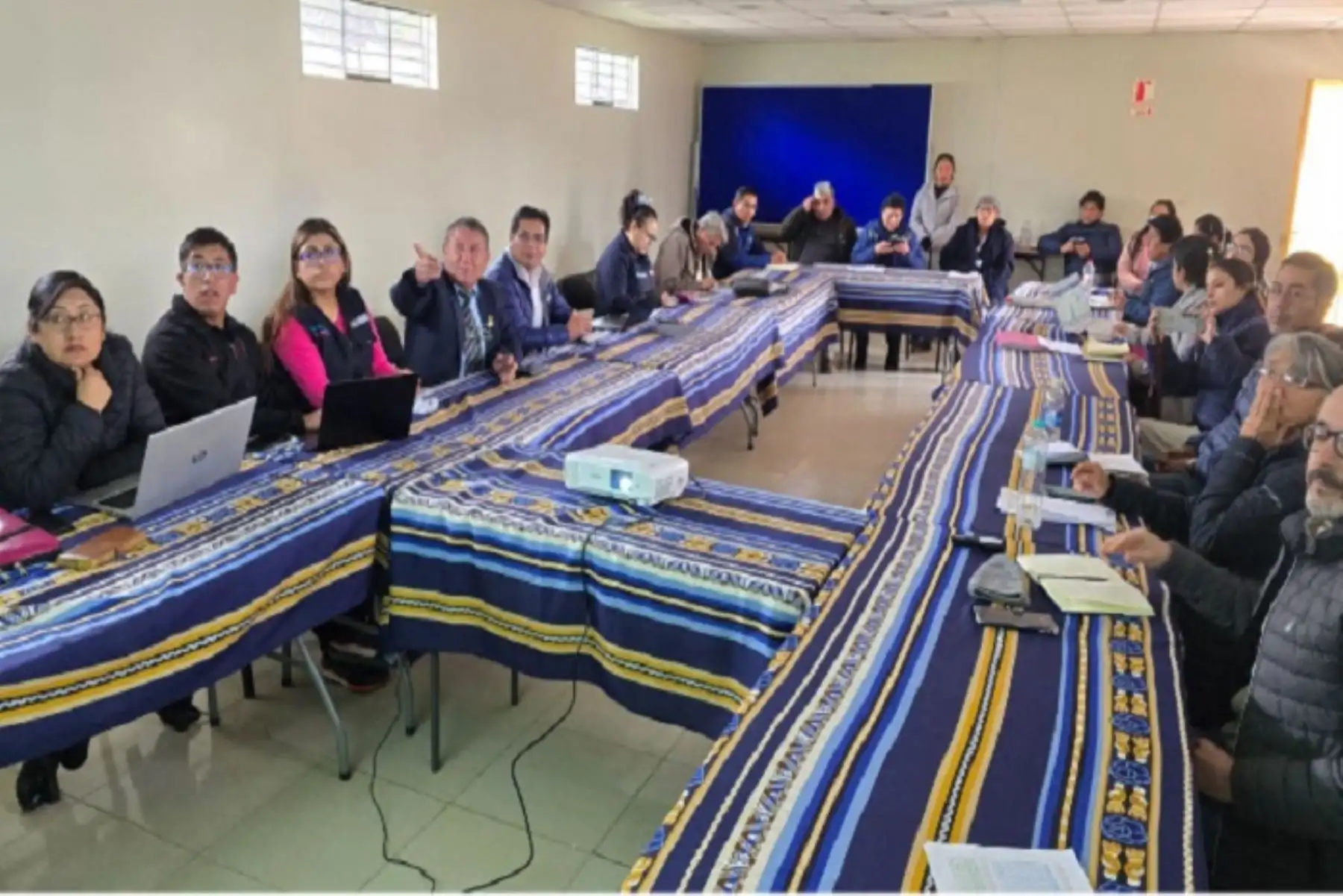 Minsa y OPS despliegan equipo técnico multidisciplinario a P