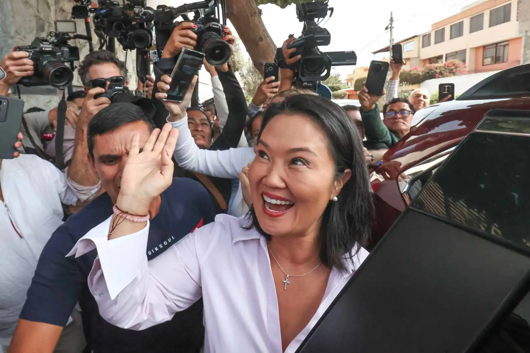 Elecciones 2026: Keiko Fujimori llama a la calma mientras se