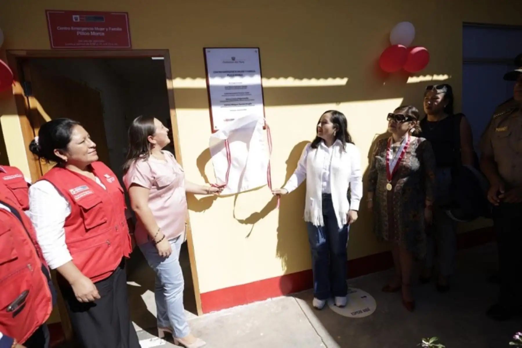 Nuevo Centro Emergencia Mujer y Familia fue inaugu