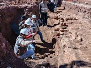 Especialistas de la Dirección Desconcentrada de Cultura (DDC) de Cusco plantean alternativas técnicas para la conservación del segmento de 40 metros de Camino Inca hallado bajo la Av. de La Cultura, y continuar con el proyecto de drenaje pluvial en la ciudad de Cusco. ANDINA/Percy Hurtado Santillan