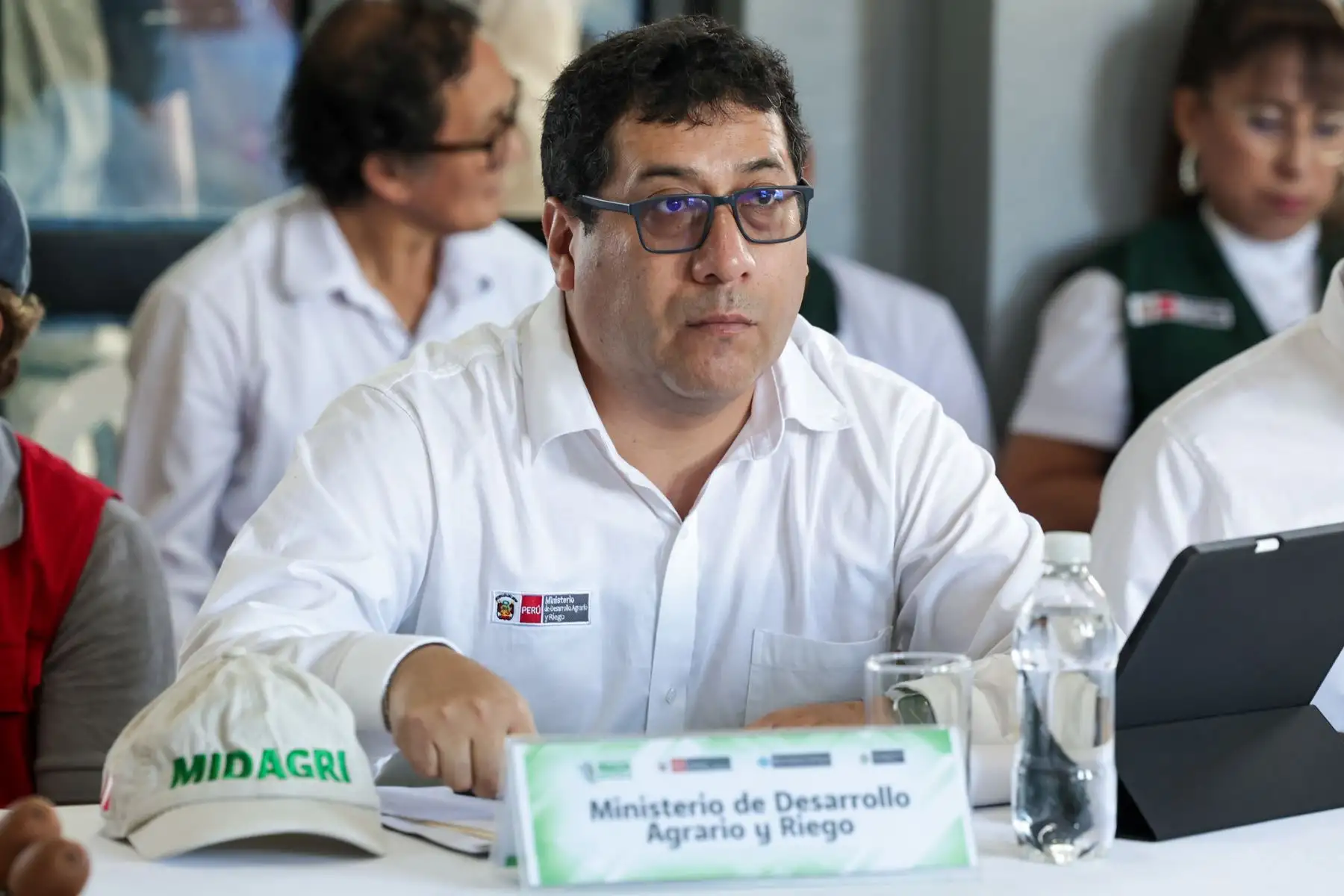 Con el objetivo de fortalecer la presencia del Estado y reducir las brechas sociales en el Valle de los Ríos Apurímac, Ene y Mantaro (VRAEM), el Poder Ejecutivo viene ejecutando 281 intervenciones con una inversión superior a los 331 millones de soles para el año 2026. Esta información fue presentada durante la XII Sesión Ordinaria Descentralizada de la Comisión Multisectorial Permanente VRAEM Productivo, encabezada por el presidente del Consejo de Ministros, Luis Arroyo Sánchez, en el distrito de Unión Asháninka. Foto: PCM