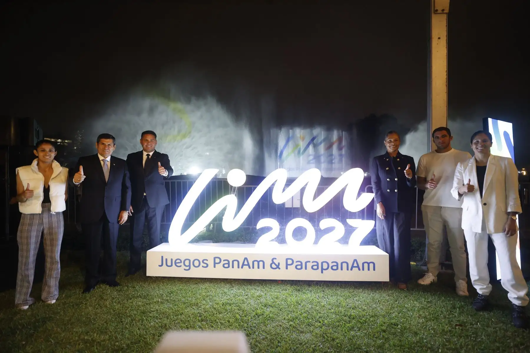 Reafirmando su compromiso con el desarrollo del deporte y el paradeporte en el país, el Instituto Peruano del Deporte (IPD) conmemoró este viernes sus 45 años de vida institucional con una espectacular ceremonia en el Circuito Mágico del Agua. Además, se realizó el lanzamiento oficial de la marca de los XX Juegos Panamericanos y VIII Juegos Parapanamericanos Lima 2027. Foto: ANDINA/Vidal Tarqui