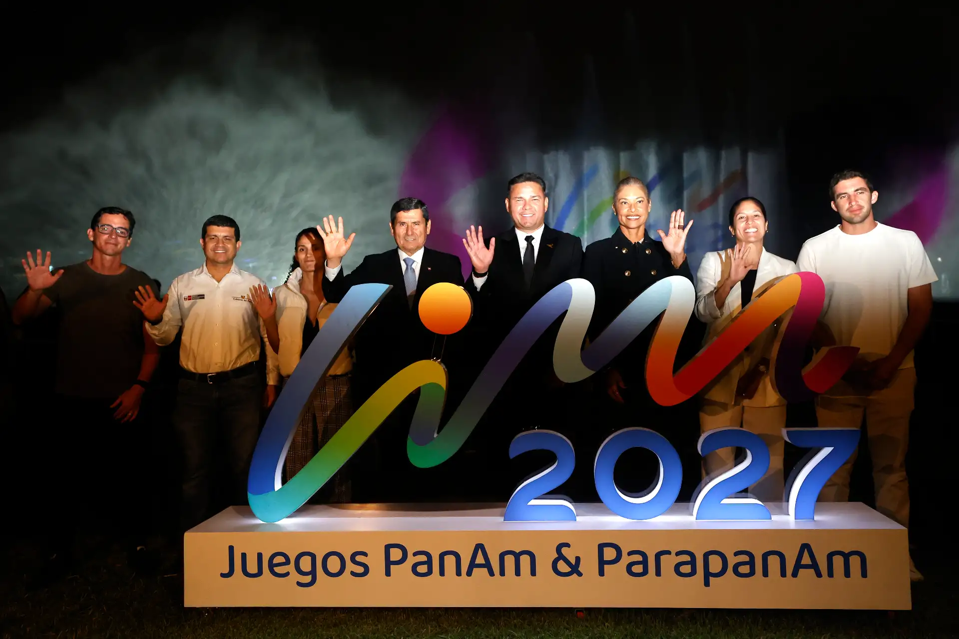 Reafirmando su compromiso con el desarrollo del deporte y el paradeporte en el país, el Instituto Peruano del Deporte (IPD) conmemoró este viernes sus 45 años de vida institucional con una espectacular ceremonia en el Circuito Mágico del Agua. Además, se realizó el lanzamiento oficial de la marca de los XX Juegos Panamericanos y VIII Juegos Parapanamericanos Lima 2027. Foto: ANDINA/Vidal Tarqui