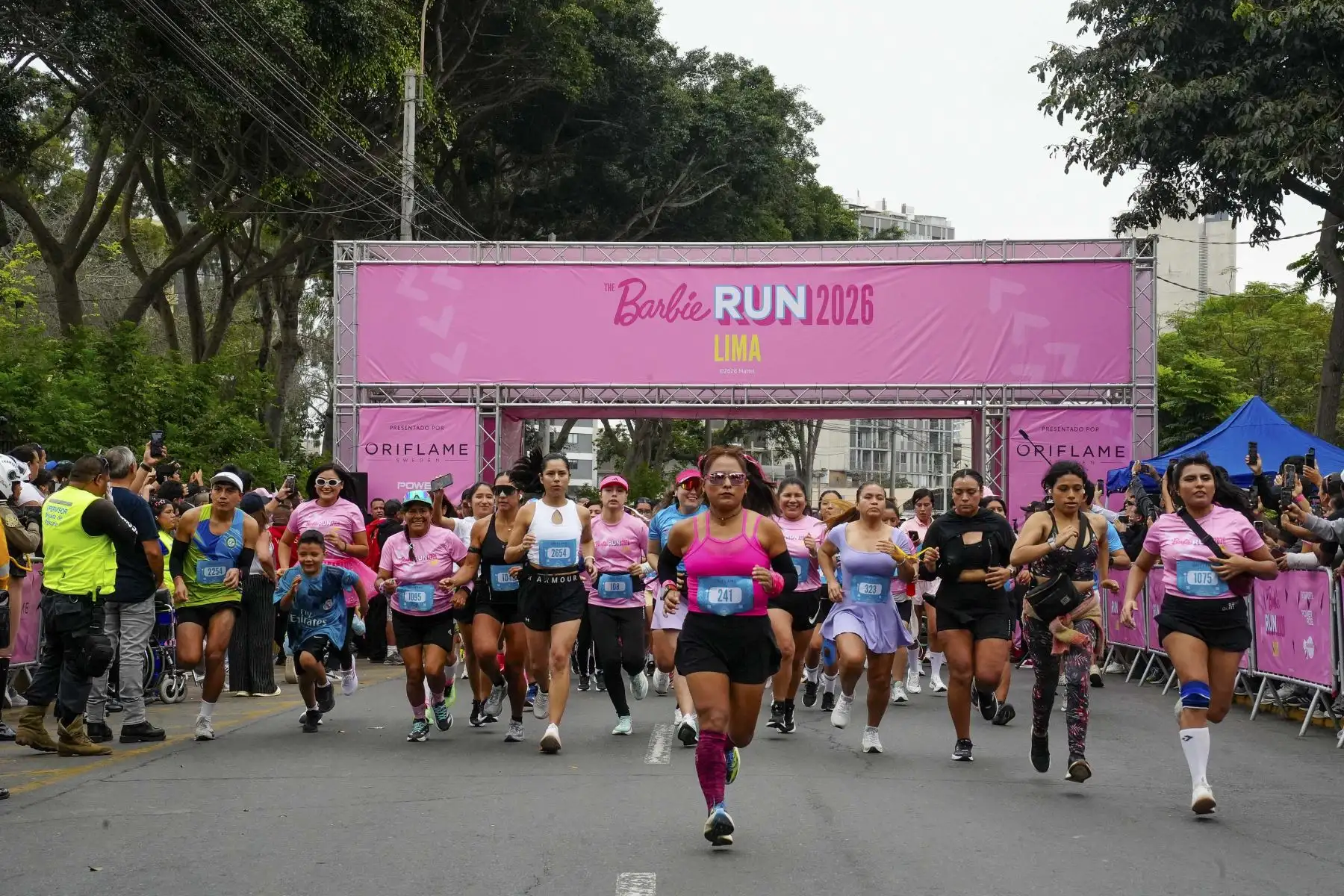 La Barbie Run 2026 reunió a miles de familias, corredores y mascotas en una jornada llena de color, música y diversión en Jesús María. Una experiencia deportiva que celebró la imaginación, la inclusión y la alegría de compartir juntos. Foto: ANDINA/Difusión