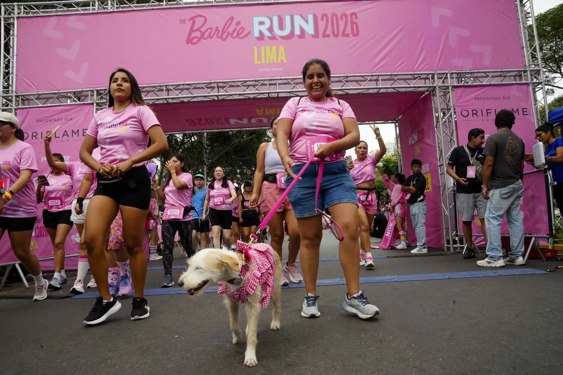 La Barbie Run 2026 reunió a miles de familias, corredores y mascotas en una jornada llena de color, música y diversión en Jesús María. Una experiencia deportiva que celebró la imaginación, la inclusión y la alegría de compartir juntos. Foto: ANDINA/Difusión