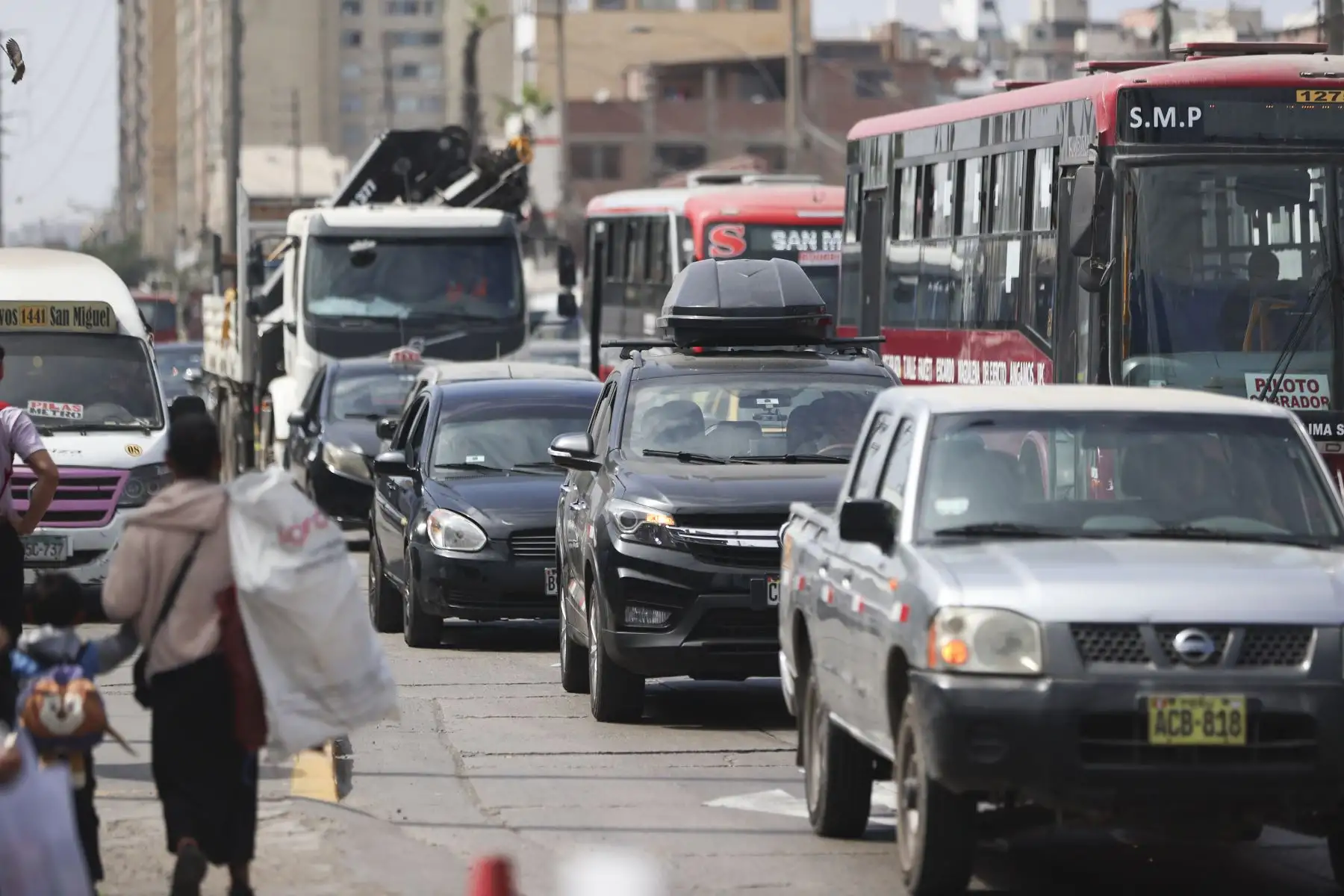 El domingo 14 de junio se inició el cierre parcial de un tramo de la avenida Elmer Faucett, en el Callao, debido al avance de las obras de la Línea 4 del Metro de Lima. La restricción vehicular afecta el sector ubicado desde la cuadra 2 de esta vía, a la altura de la avenida Argentina, en dirección al nuevo Aeropuerto Internacional Jorge Chávez. Foto: ANDINA/Jhonel Rodríguez Robles