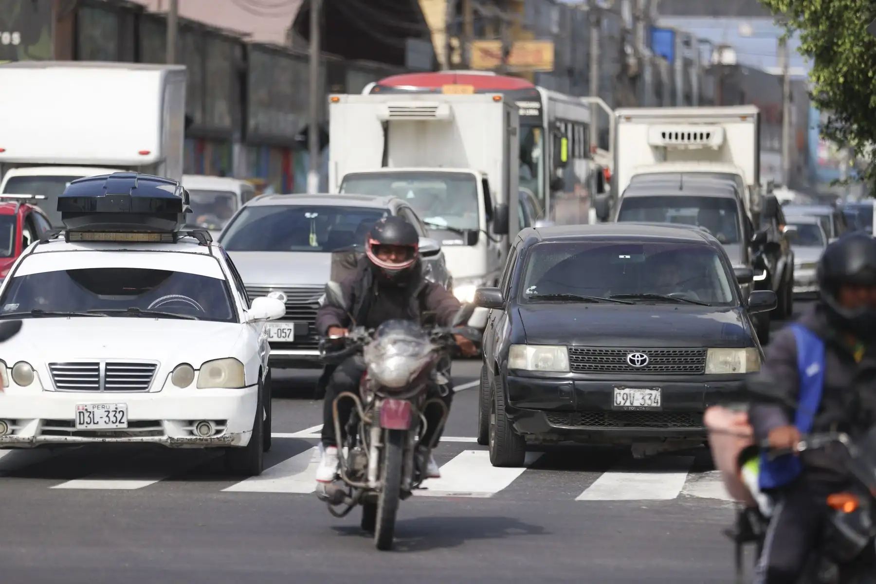 El domingo 14 de junio se inició el cierre parcial de un tramo de la avenida Elmer Faucett, en el Callao, debido al avance de las obras de la Línea 4 del Metro de Lima. La restricción vehicular afecta el sector ubicado desde la cuadra 2 de esta vía, a la altura de la avenida Argentina, en dirección al nuevo Aeropuerto Internacional Jorge Chávez. Foto: ANDINA/Jhonel Rodríguez Robles