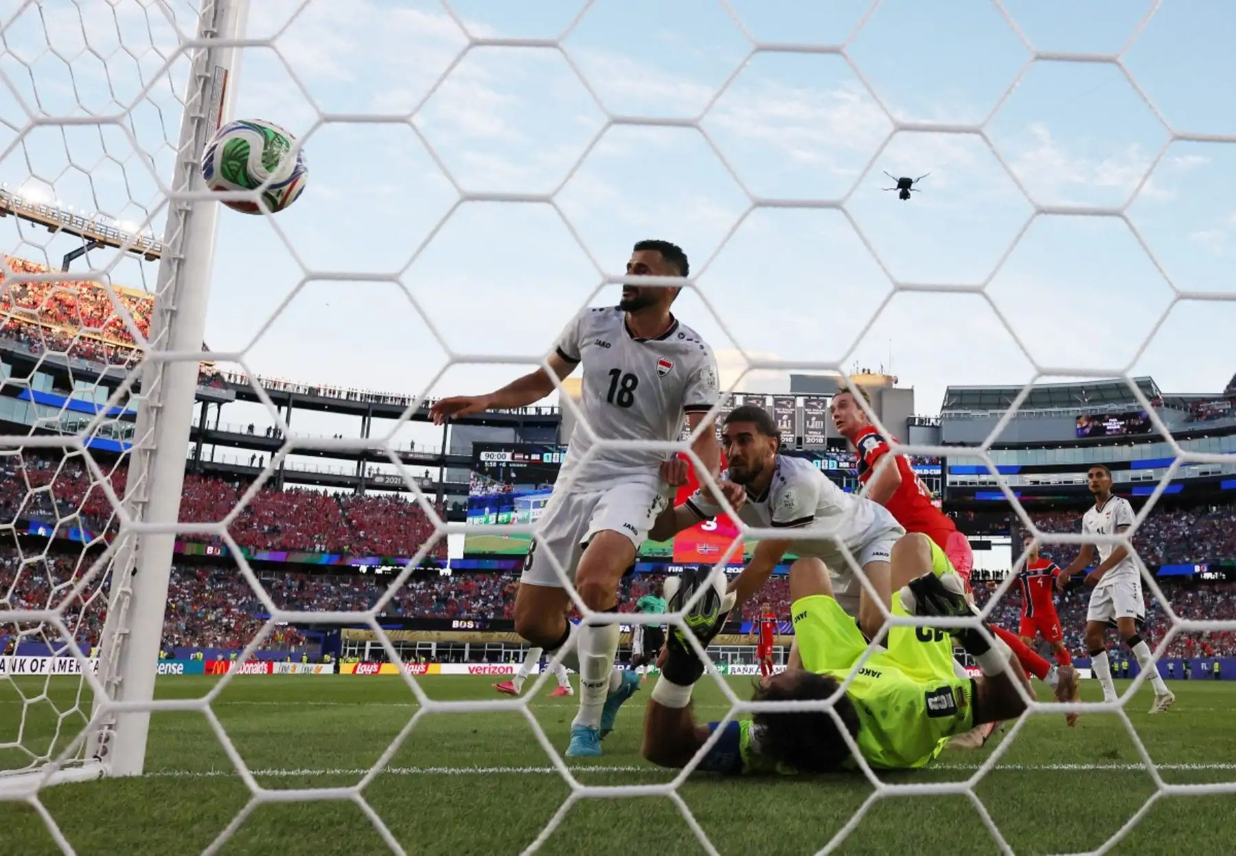 Kristian Thorstvedt #18 de Noruega anota el cuarto gol de su equipo durante el partido del Grupo I de la Copa Mundial de la FIFA 2026 entre Irak y Noruega en el Boston Stadium el 16 de junio de 2026 en Foxborough, Massachusetts. Foto: AFP